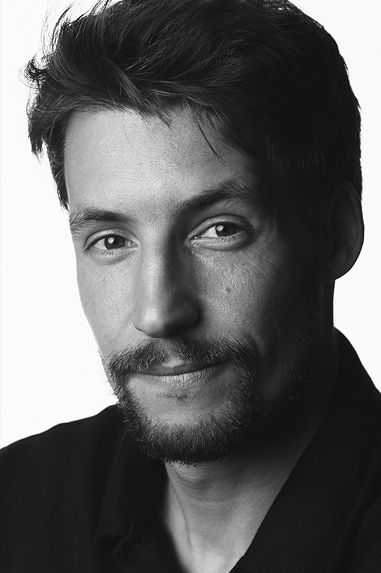 Foto_Guia_Poses_Corporativo_Caroline_Moschei_18