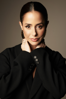 Foto_Guia_Poses_Corporativo_Caroline_Moschei_12